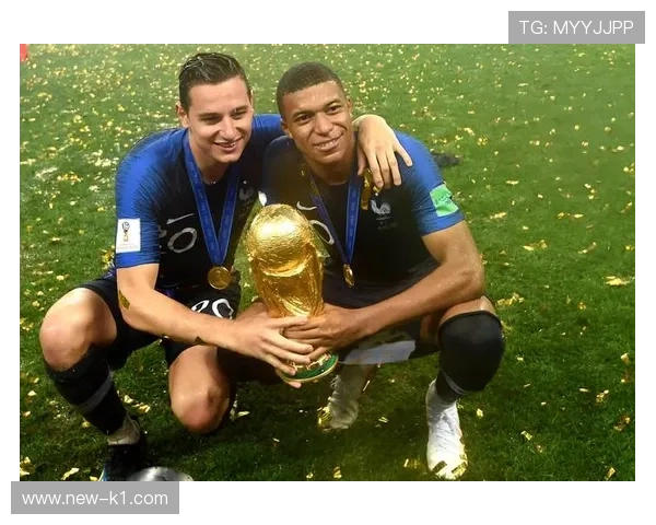 姆巴佩vs格列兹曼：法国队核心战术适配与赛场作用差距在哪