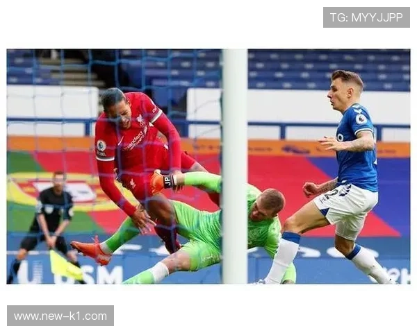 恶意犯规判罚为何标准模糊，裁判判定背后有哪些争议？