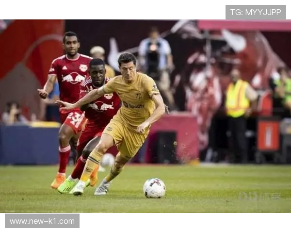 莱万与本泽马：终结集中度分化，体系依赖路径偏移